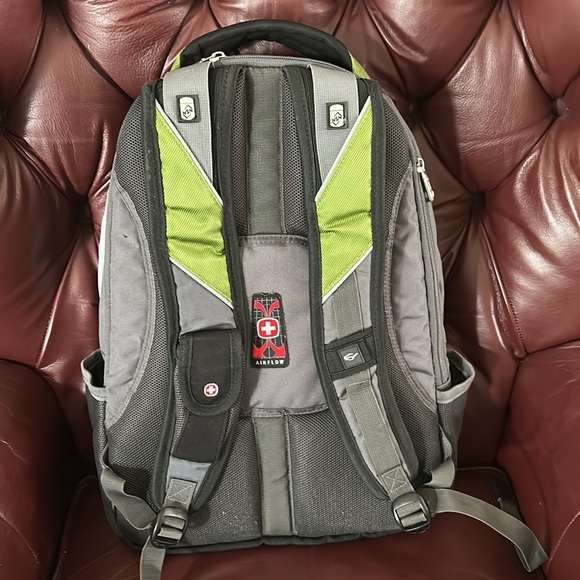 K-Swiss backpack - Picture 4 of 9